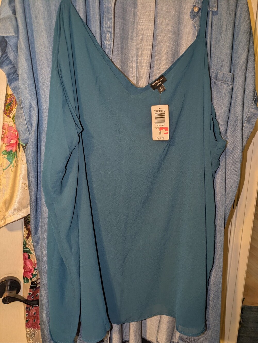 Torrid Size 6 teal V-neck Camisole Tank New With Tags
